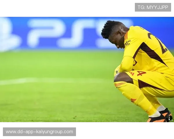 曼联绝平非靠运气战术调整与换人节奏奏效，曼联0-0闷平皇社