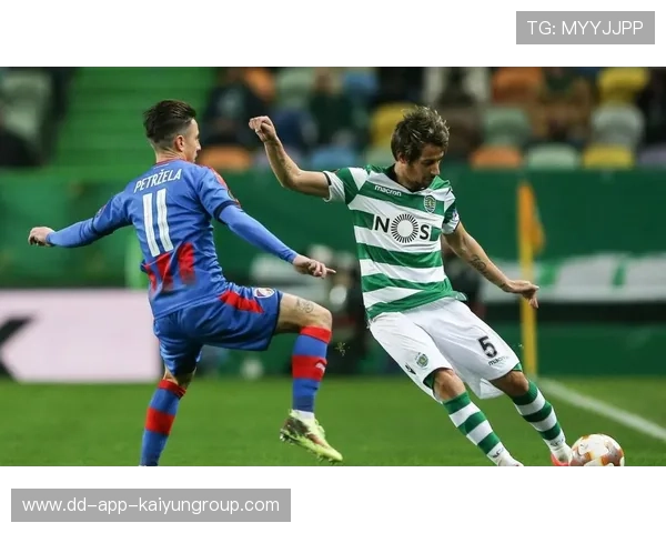 穆里尼奥欧冠四连败,本菲卡再度失利,出线几乎无望,穆里尼奥 本菲卡 穆里尼奥欧冠四连败,本菲卡再度失利,出线几乎无望,穆里尼奥 本菲卡