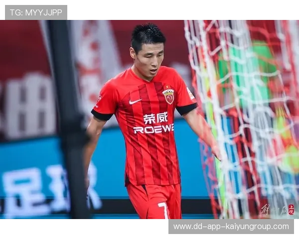 海港扣5分武磊单刀球训练精进，上海热身展现进攻统治力